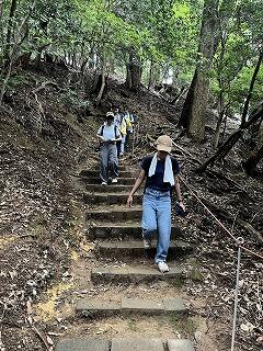s-20250915写真部＆山岳部　鞍馬山貴船 (8).jpg