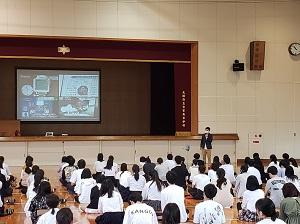 2年生が面白いことを始めました 校長ブログ 2年生が面白いことを始めました 校長ブログ