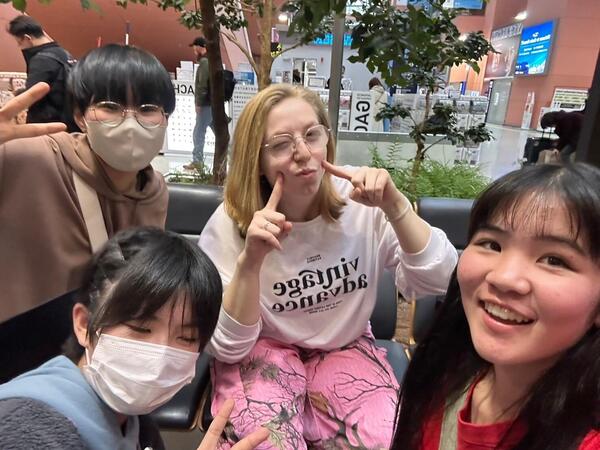 ALBUM_20240326関空インタビュー_240326_5.jpg