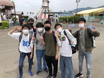 1年遠足写真③.jpg