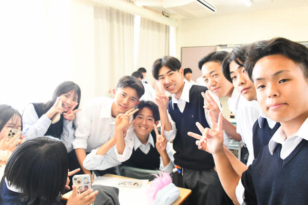 https://www.osaka-c.ed.jp/blog/kanaoka/52th/LHR-10_1.jpg