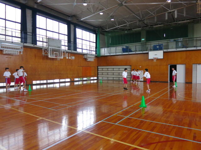 授業見学_体育 2年ラグビー (1).JPG