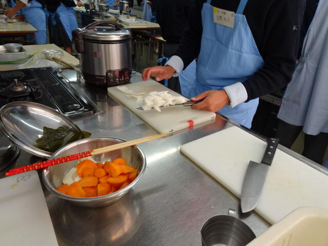 1030_調理実習 (8).JPG