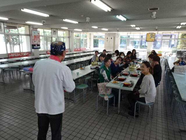 1107_PTA_食堂試食会 (2).JPG