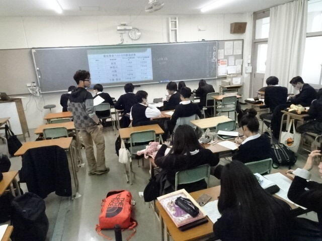 1110_政治経済 (2).JPG