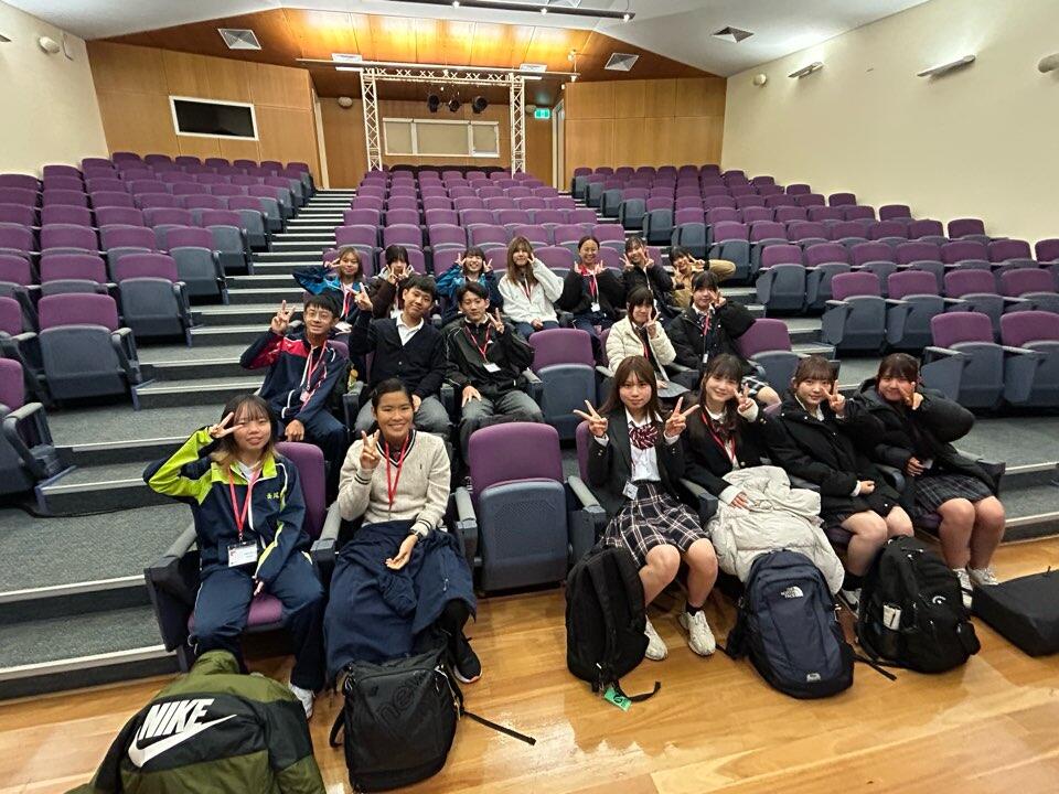 feb7a98304f4a947b7e56ebd0e9cc9435c89e5ef.jpeg
