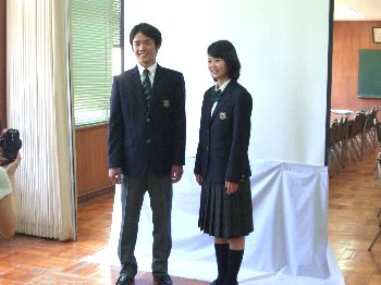 交野高等学校制服画像