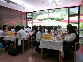 大学見学会２.jpg