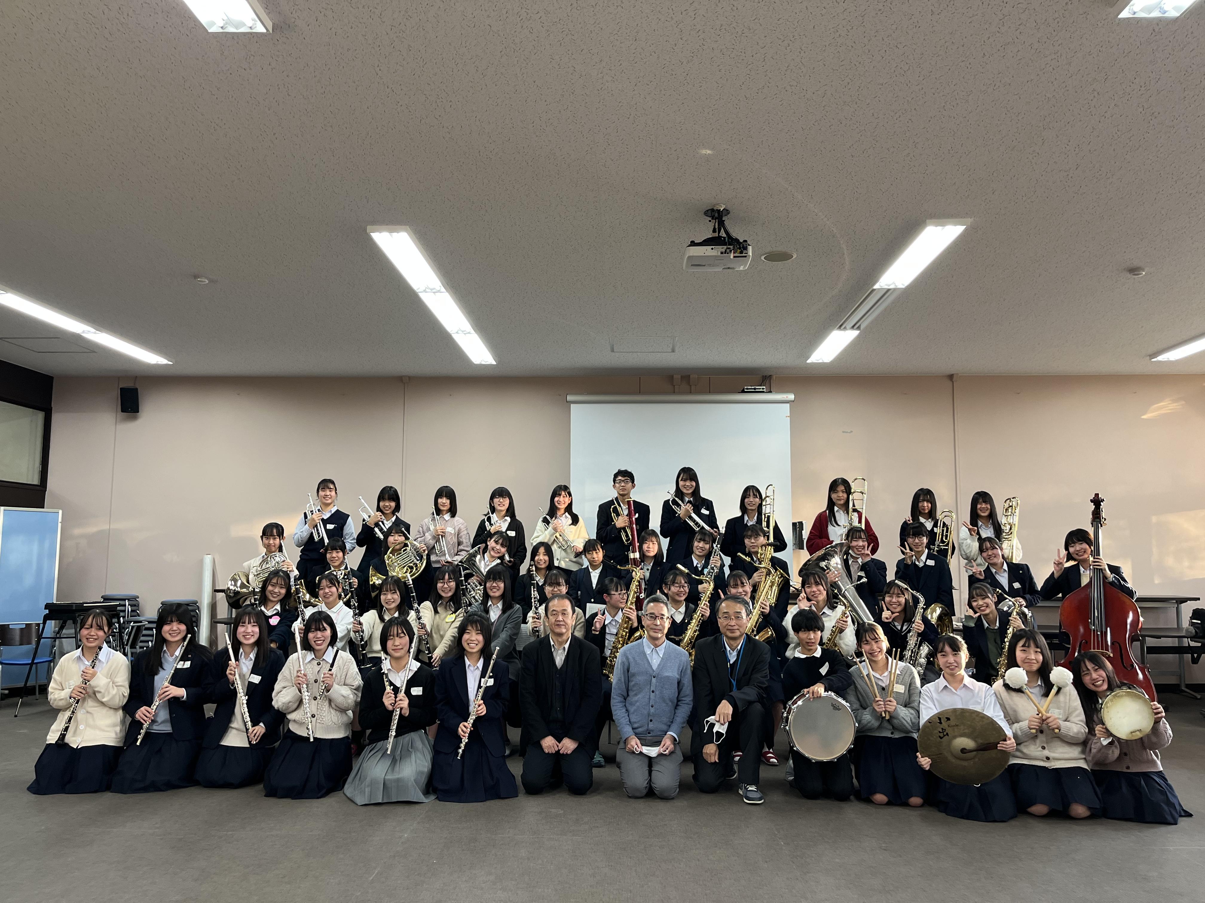 https://www.osaka-c.ed.jp/blog/korigaoka/brs/D6E17634-1982-469F-BF0E-BE09037335A2.jpeg