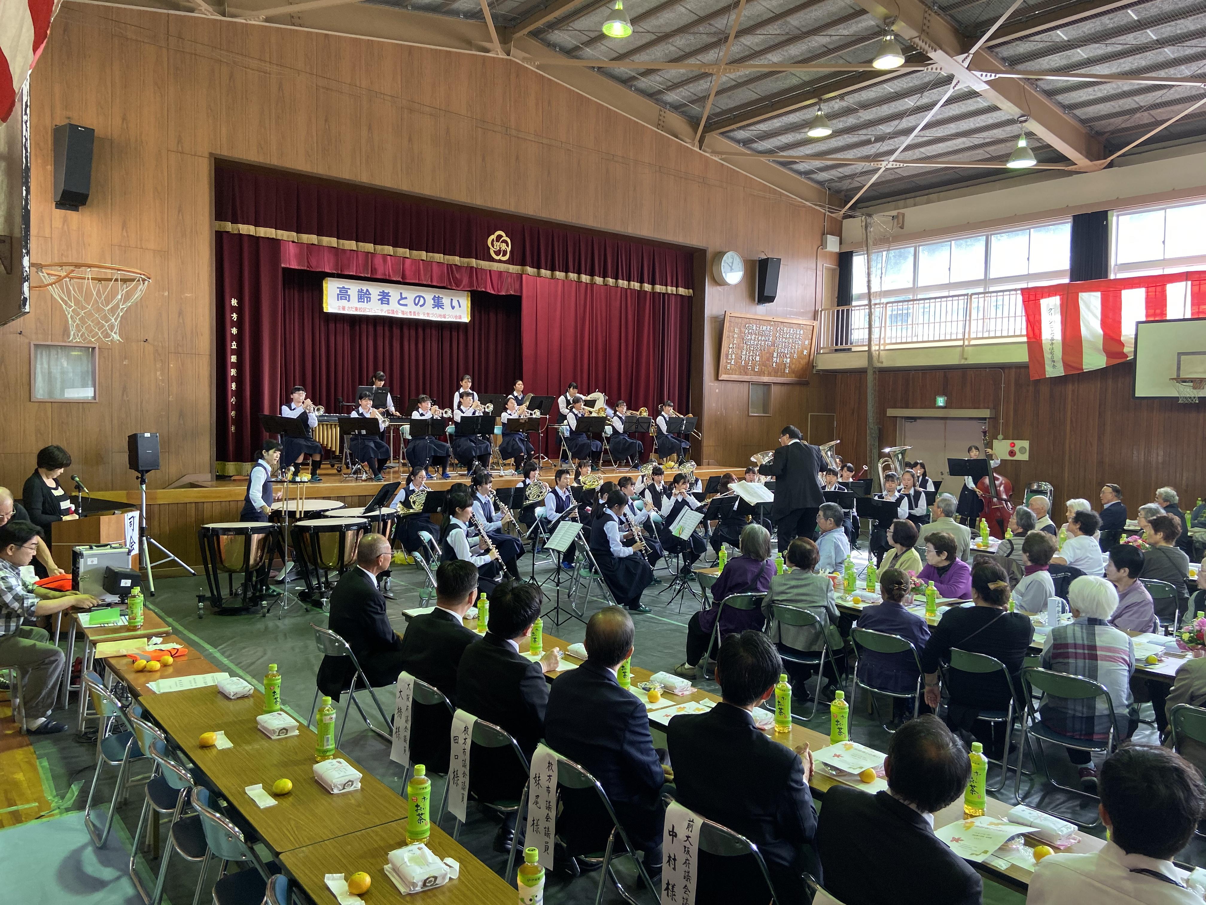 https://www.osaka-c.ed.jp/blog/korigaoka/brs/FD562A31-F45F-4EFC-8621-9923D9D3892B.jpeg