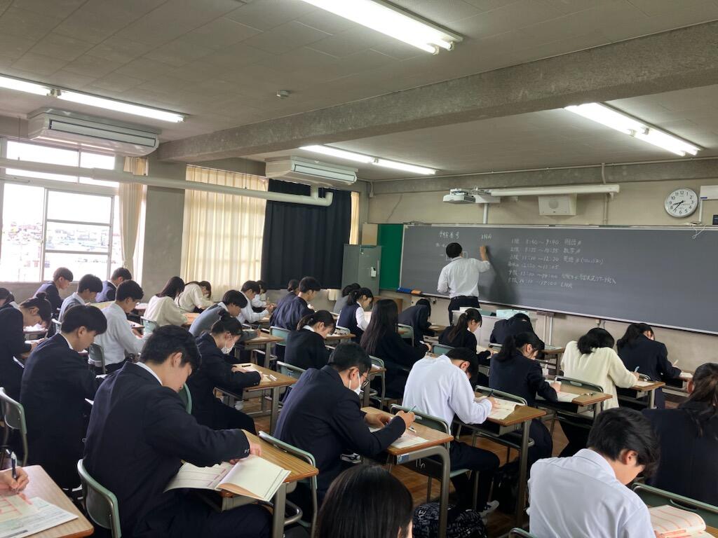 https://www.osaka-c.ed.jp/blog/makino/highschool/IMG_0277.jpg