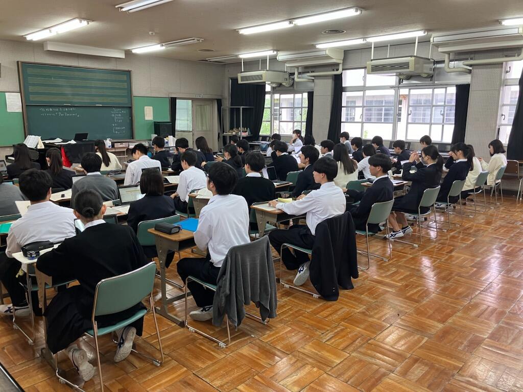 https://www.osaka-c.ed.jp/blog/makino/highschool/IMG_0283.jpg