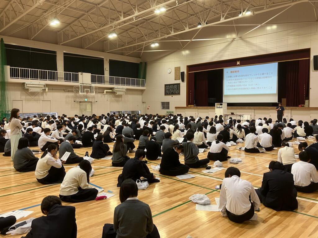 https://www.osaka-c.ed.jp/blog/makino/highschool/IMG_0693.jpg