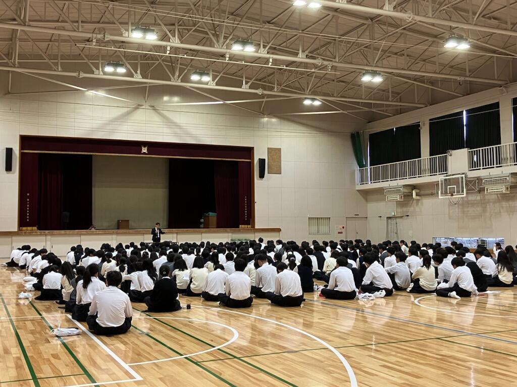 https://www.osaka-c.ed.jp/blog/makino/highschool/IMG_0715.jpg
