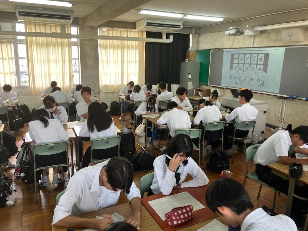 https://www.osaka-c.ed.jp/blog/makino/highschool/IMG_1820.jpg