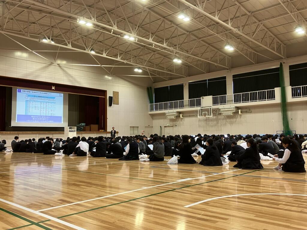 https://www.osaka-c.ed.jp/blog/makino/highschool/IMG_8.jpg