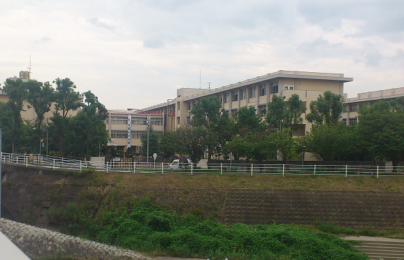 摂津高校2.bmp
