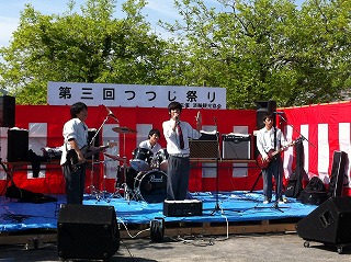 02.jpg