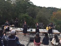 live2.jpg