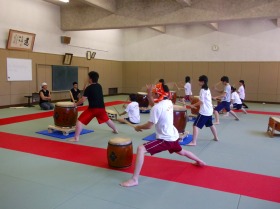news053003.jpg