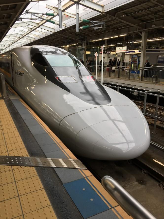 https://www.osaka-c.ed.jp/blog/namba-naniwa-s/report/%E6%96%B0%E5%B9%B9%E7%B7%9A.jpg