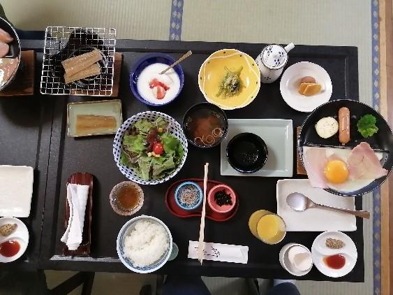 https://www.osaka-c.ed.jp/blog/namba-naniwa-s/report/%E6%9C%9D%E9%A3%9F~3.jpg