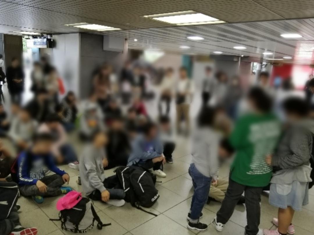 https://www.osaka-c.ed.jp/blog/namba-naniwa-s/report/Point%20Blur_20191024_094520.jpg