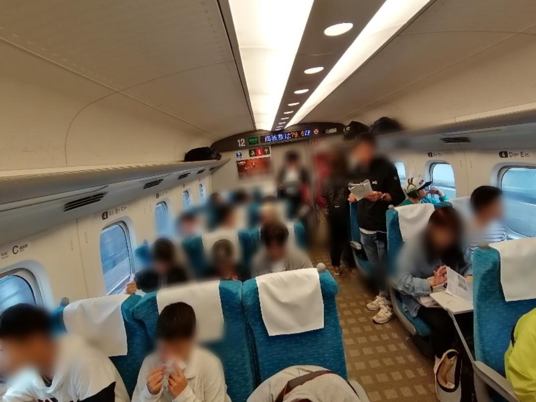 https://www.osaka-c.ed.jp/blog/namba-naniwa-s/report/Point%20Blur_20191025_161647.jpg