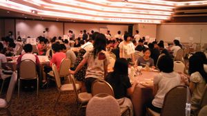 SH350046.jpg
