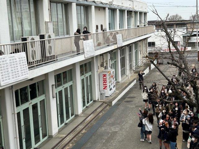 02.jpg