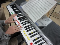 21piano.JPG