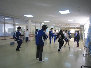 ダンス練習.JPG