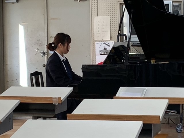 3ピアノ奏法中間発表会R051129