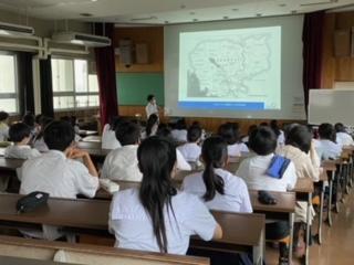 https://www.osaka-c.ed.jp/blog/sano/saikoublog/assets_c/2021/07/image0-thumb-320x240-513385.jpeg