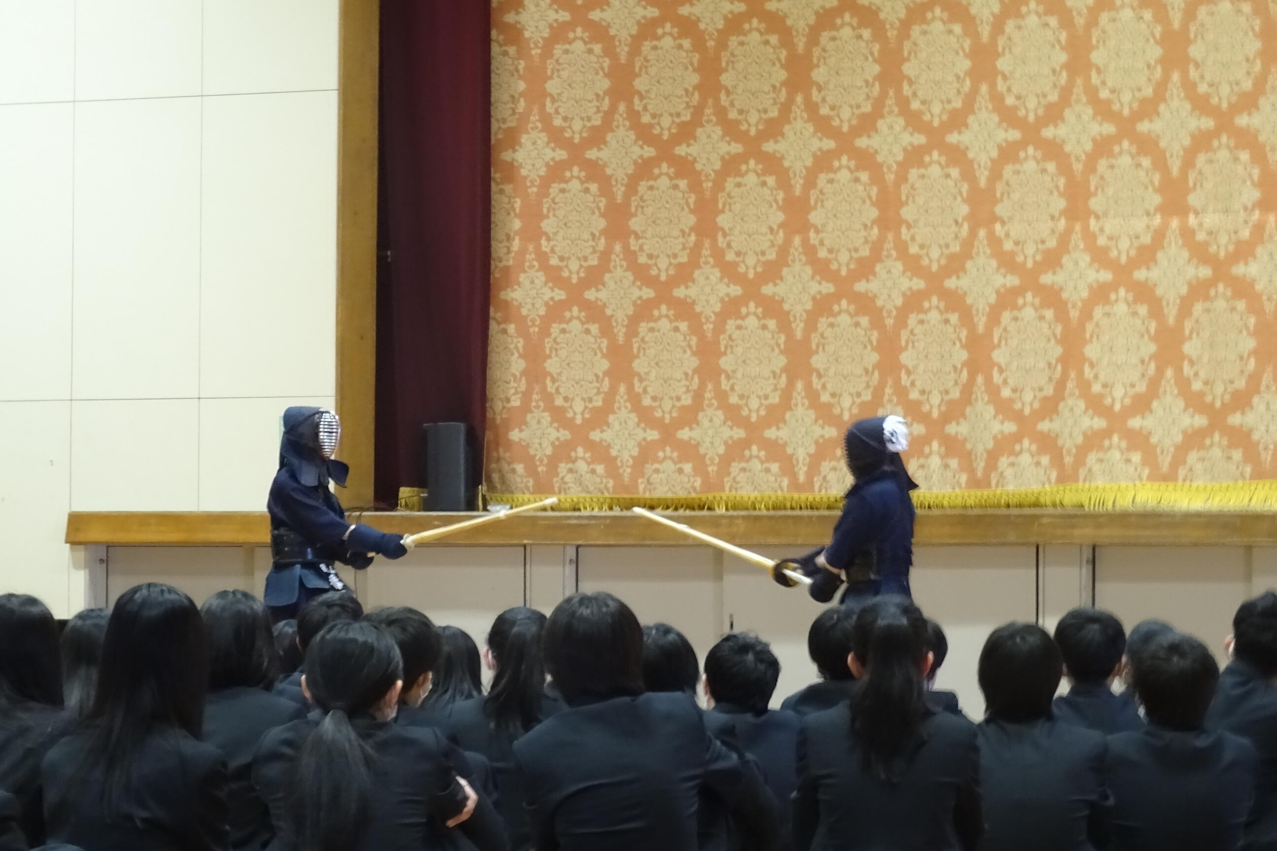 https://www.osaka-c.ed.jp/blog/sayama/press/DSC05276.JPG