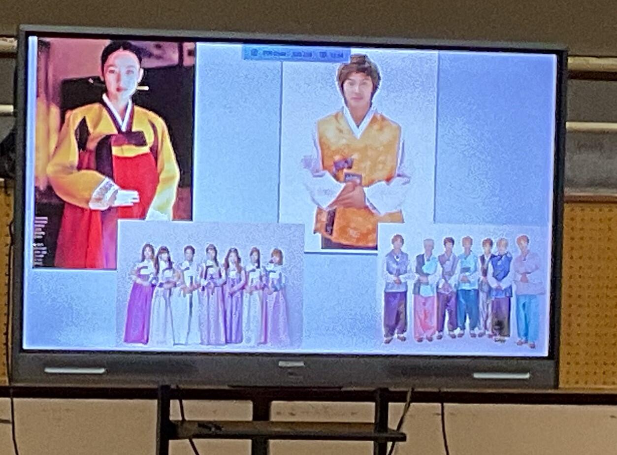 衣装韓国.JPG