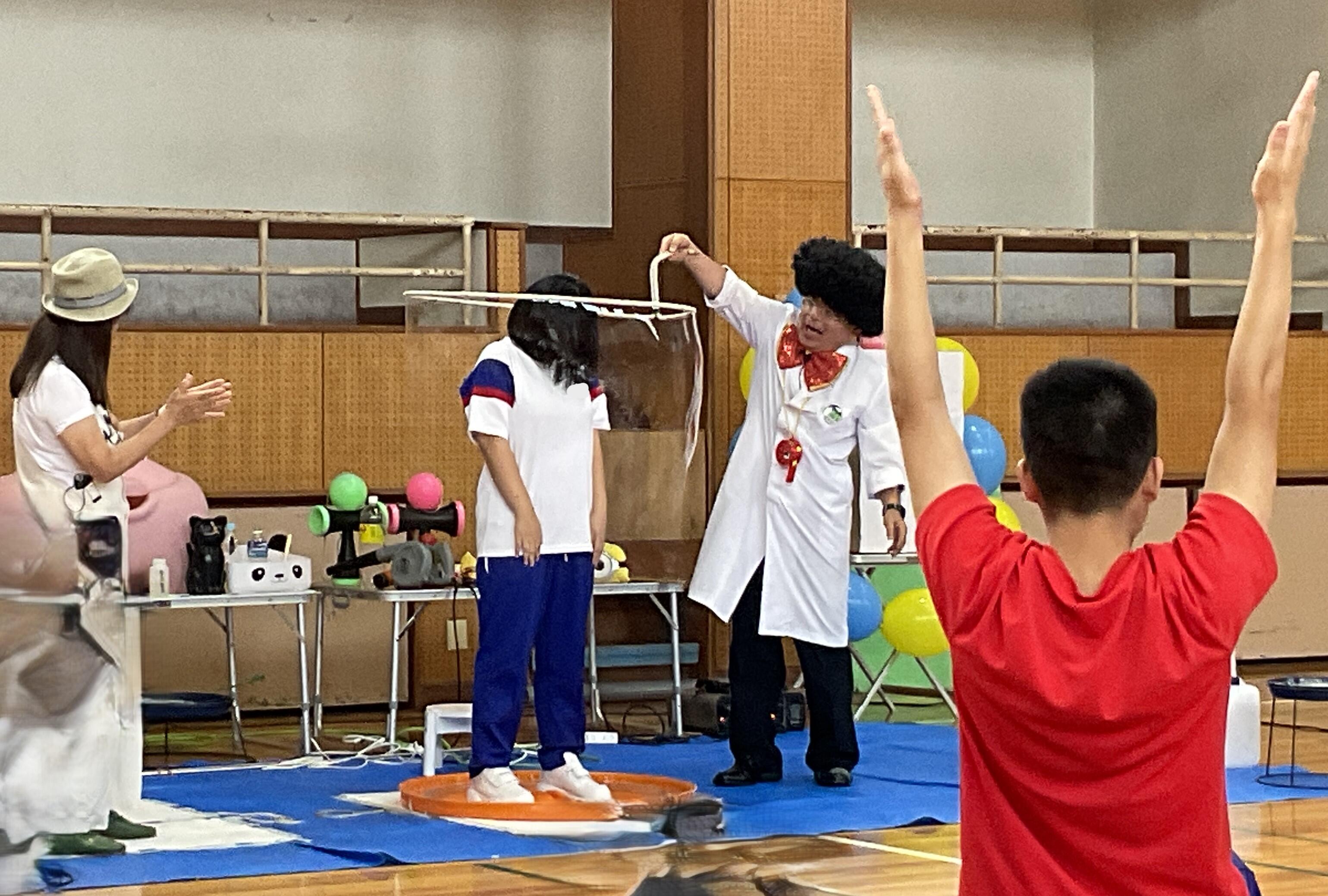巨大シャボン玉.JPG