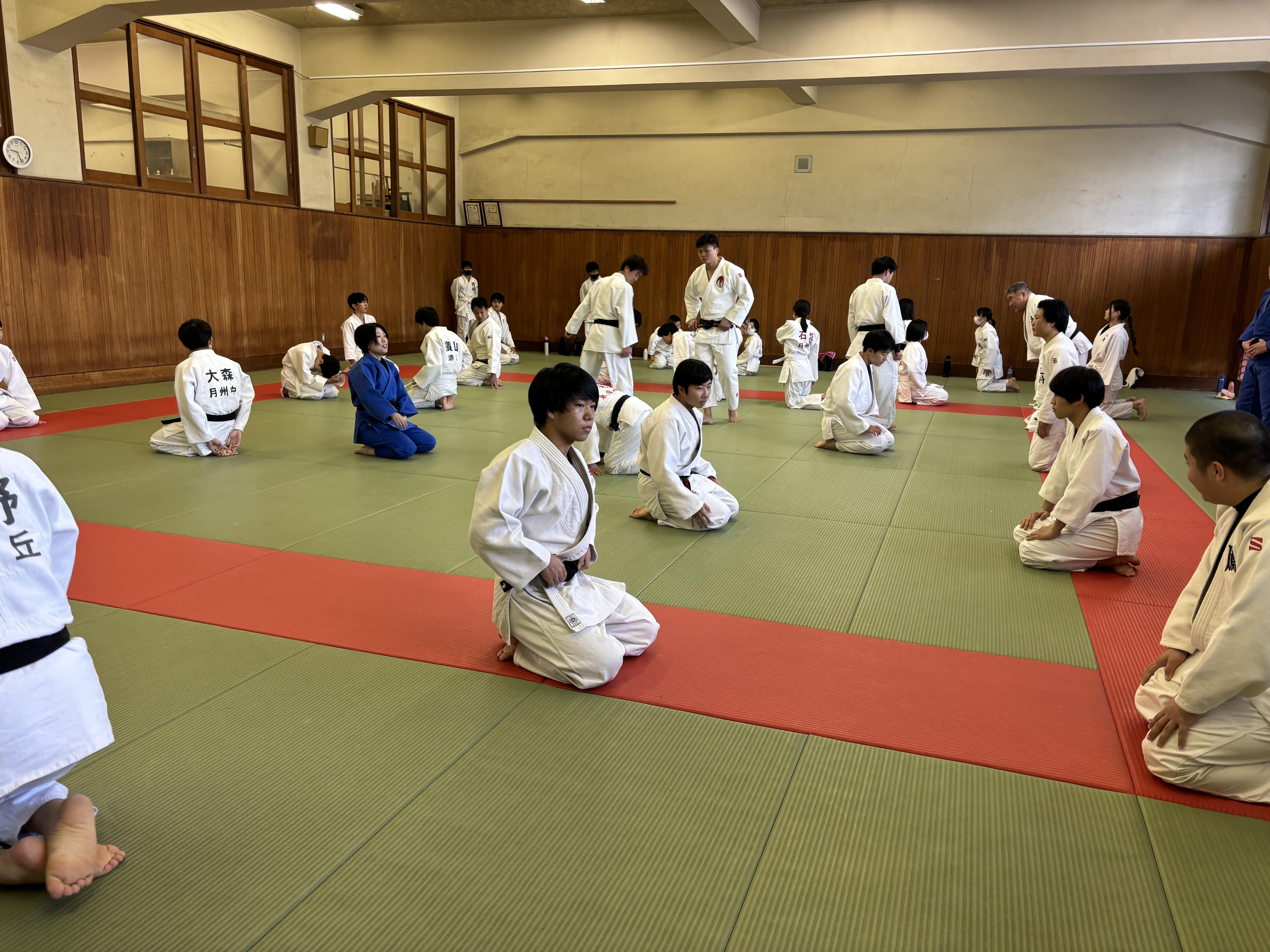 https://www.osaka-c.ed.jp/blog/semboku/club/IMG_0843.jpeg