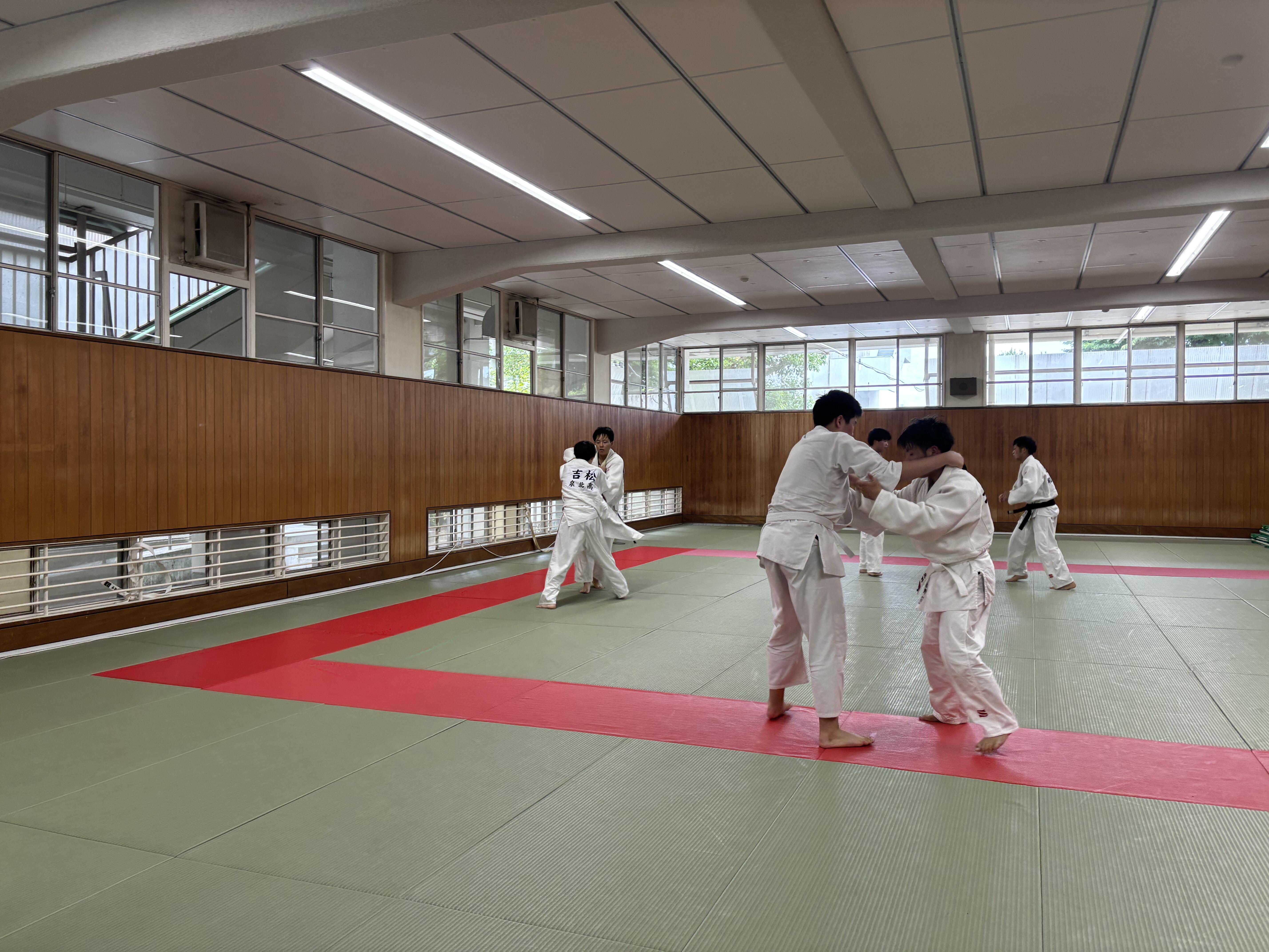 https://www.osaka-c.ed.jp/blog/semboku/club/IMG_1796.jpeg