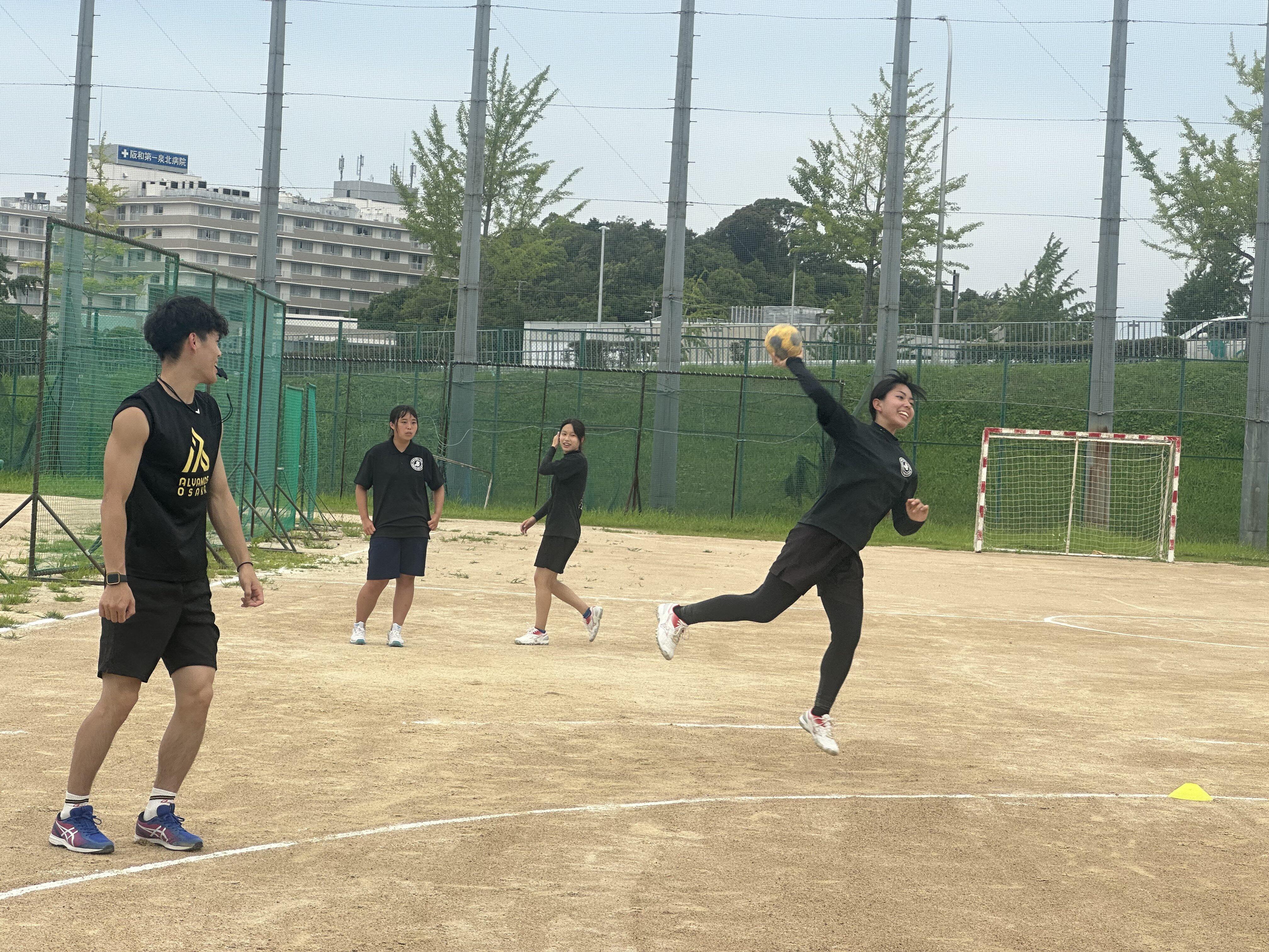 https://www.osaka-c.ed.jp/blog/semboku/club/IMG_6729.jpg