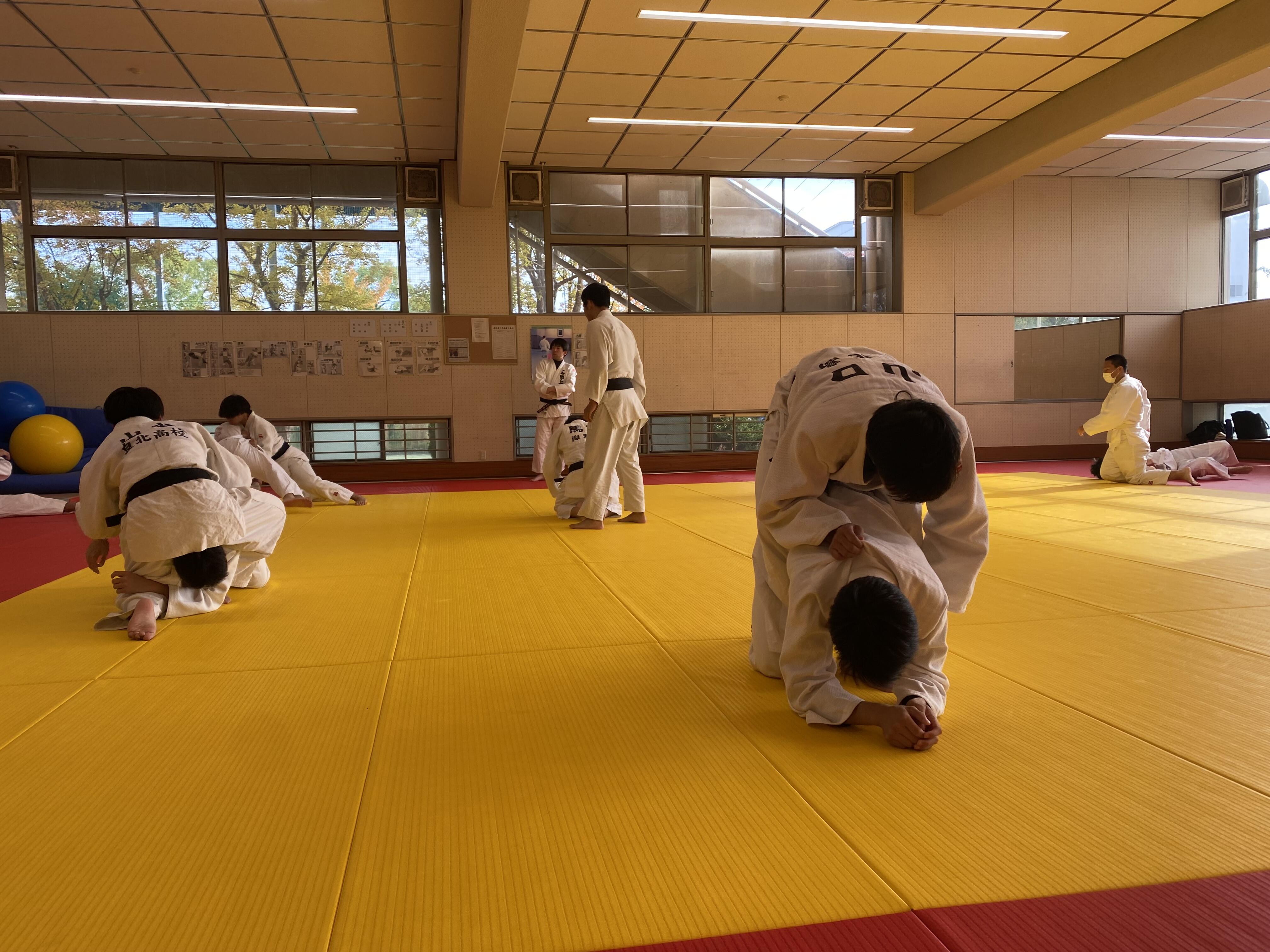 https://www.osaka-c.ed.jp/blog/semboku/club/IMG_9590.jpeg