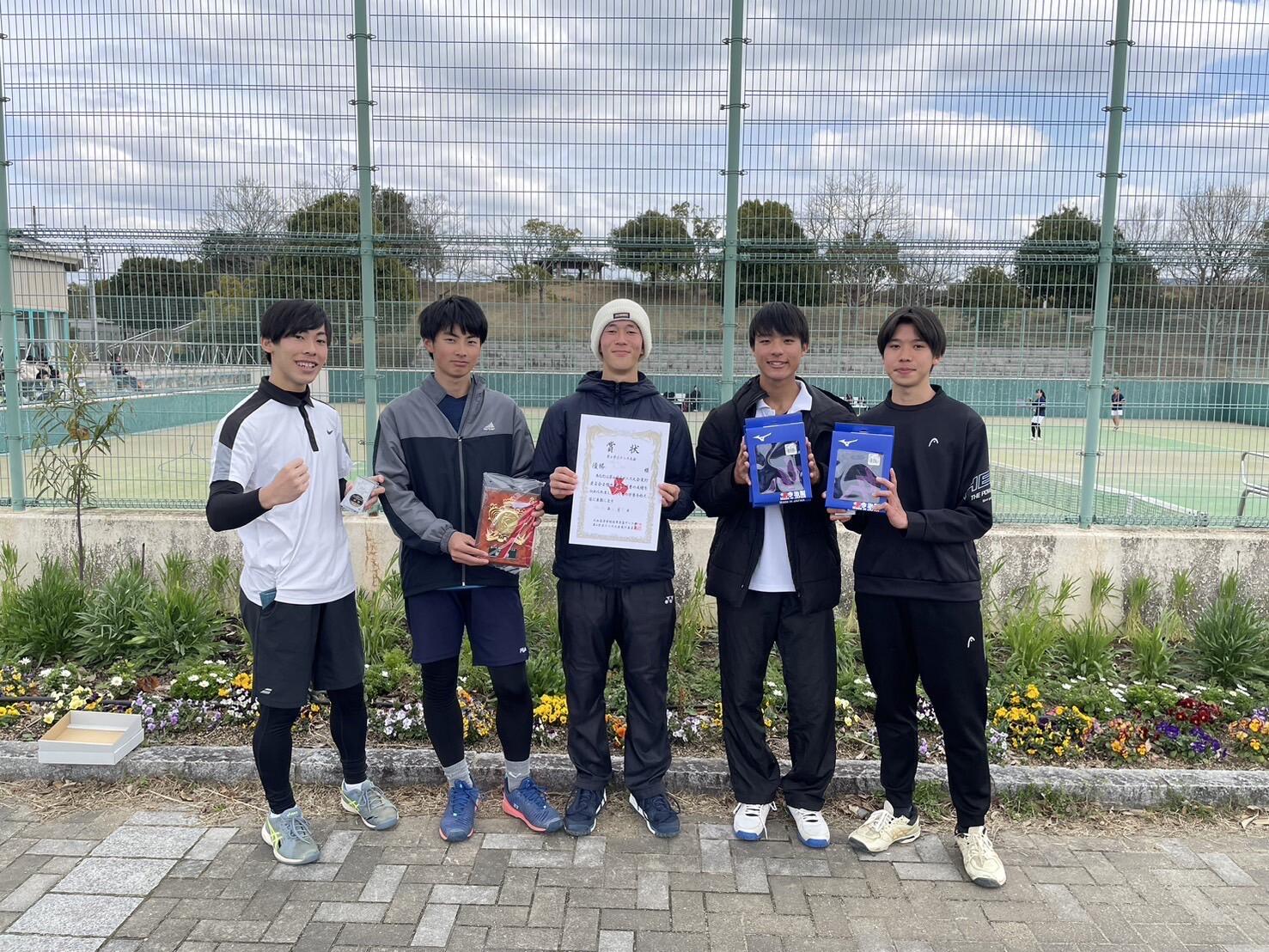 https://www.osaka-c.ed.jp/blog/semboku/club/S__1.jpg