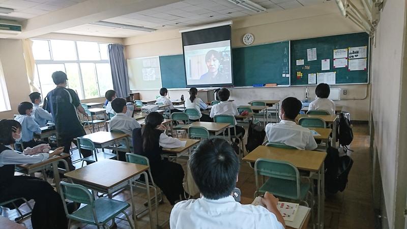 200608 2年ZOOM学年集会1.jpg