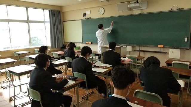 1221３年化学.JPG