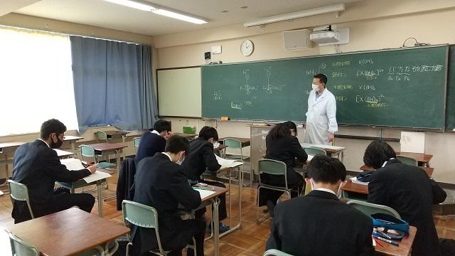 1217３年化学.JPG