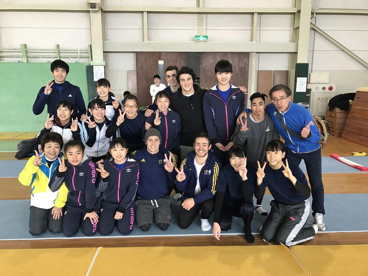 大阪体育大学でオーストラリアチームに 泉陽高校 器械体操部