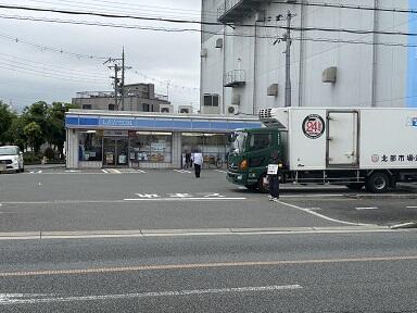 ４　立ち番ローソンモザイク1.jpg