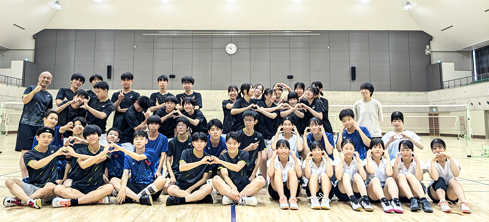 https://www.osaka-c.ed.jp/blog/shijonawate/badminton/3a6f4c308e90f70b627be8c0996d25db.png
