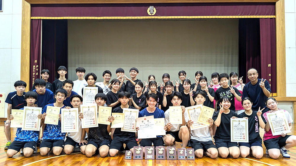 https://www.osaka-c.ed.jp/blog/shijonawate/badminton/cf8edfaa06448f2c2dfbb609d113c868.png