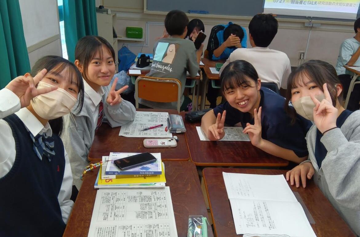 79h04.jpg